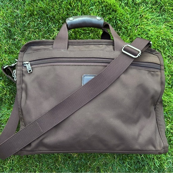 TUMI Canvas and Leather Duffle Travel Gym Bag in Chocolate Brown 
Made in USA - Picture 12 of 14